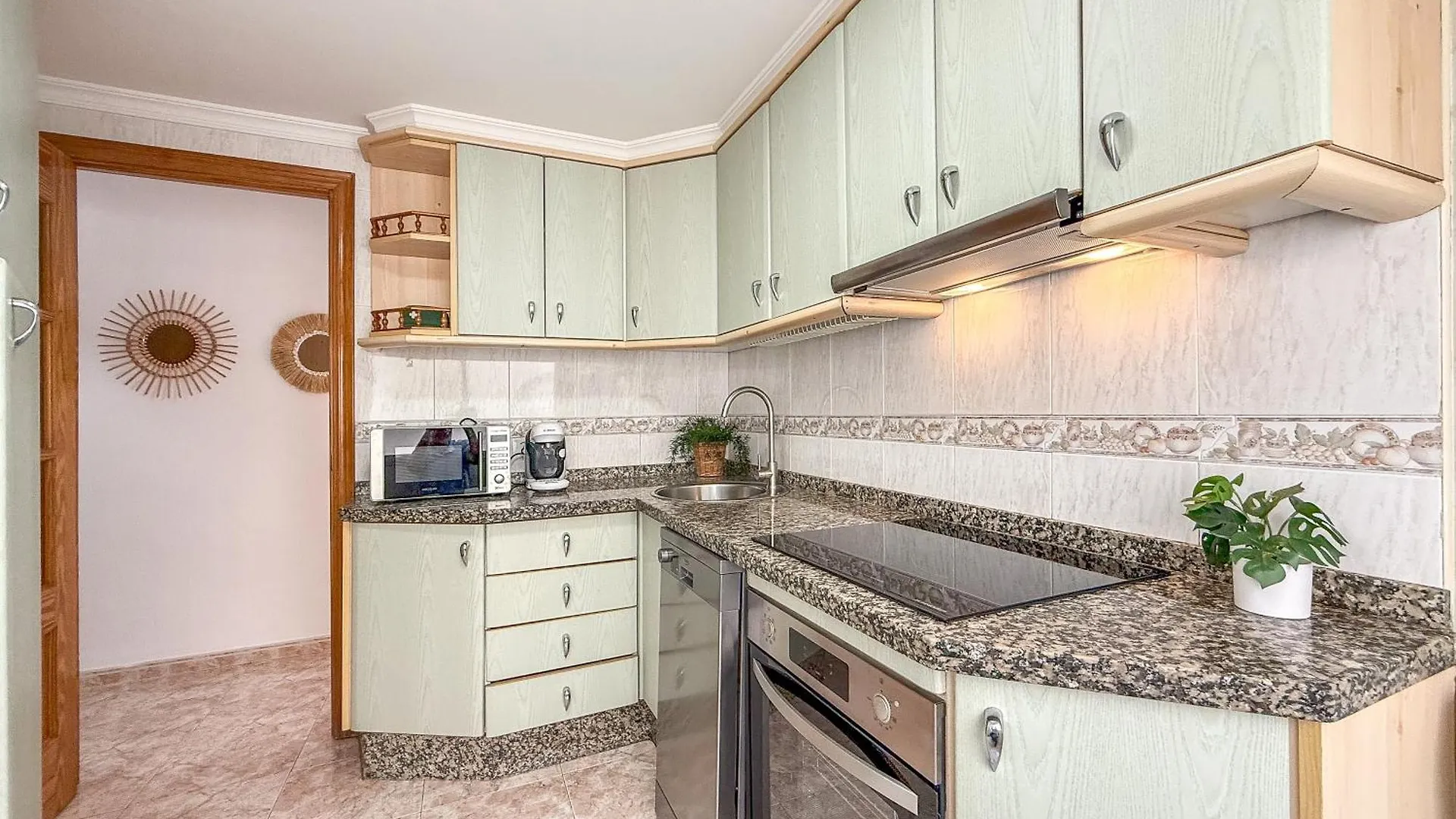 Hanami Apartment Goya Estepona 0*,  Spain